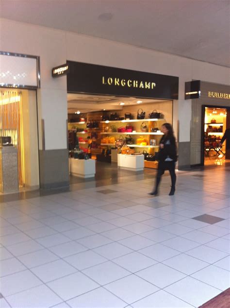 cheapest place to buy longchamp in germany